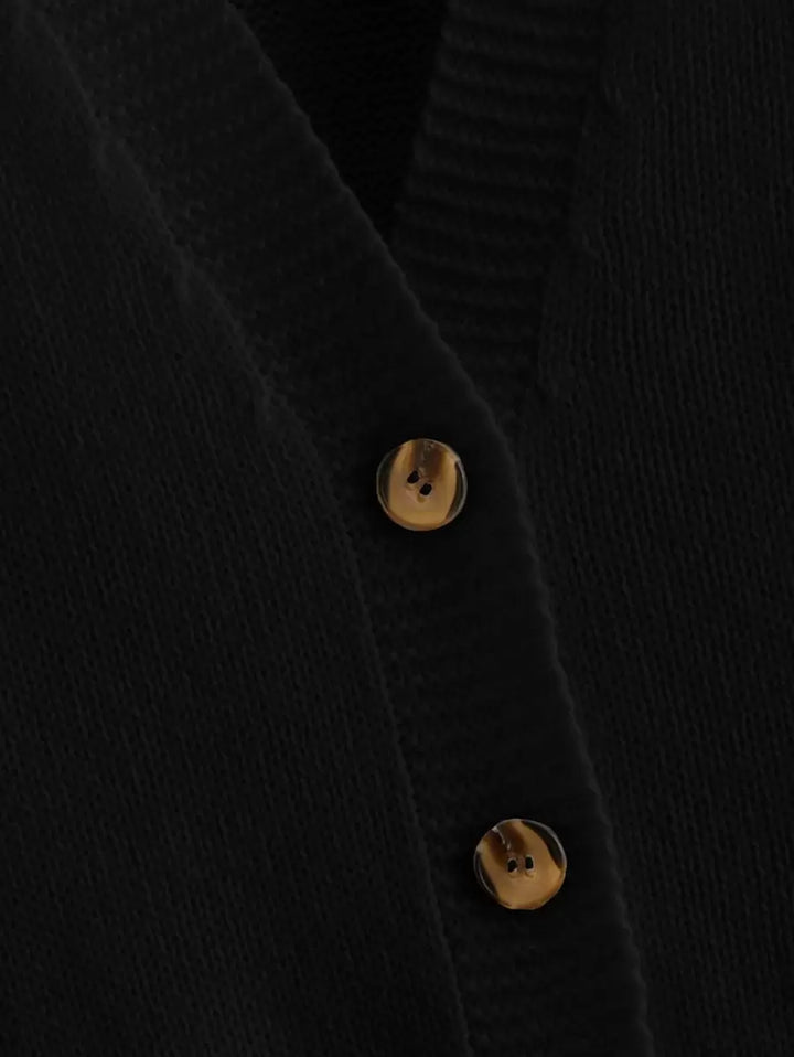 Juna | Premium V-Neck Button Cardigan