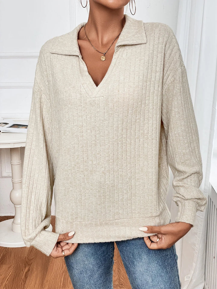 Loa | Elegant Long Sleeve Polo Sweatshirt