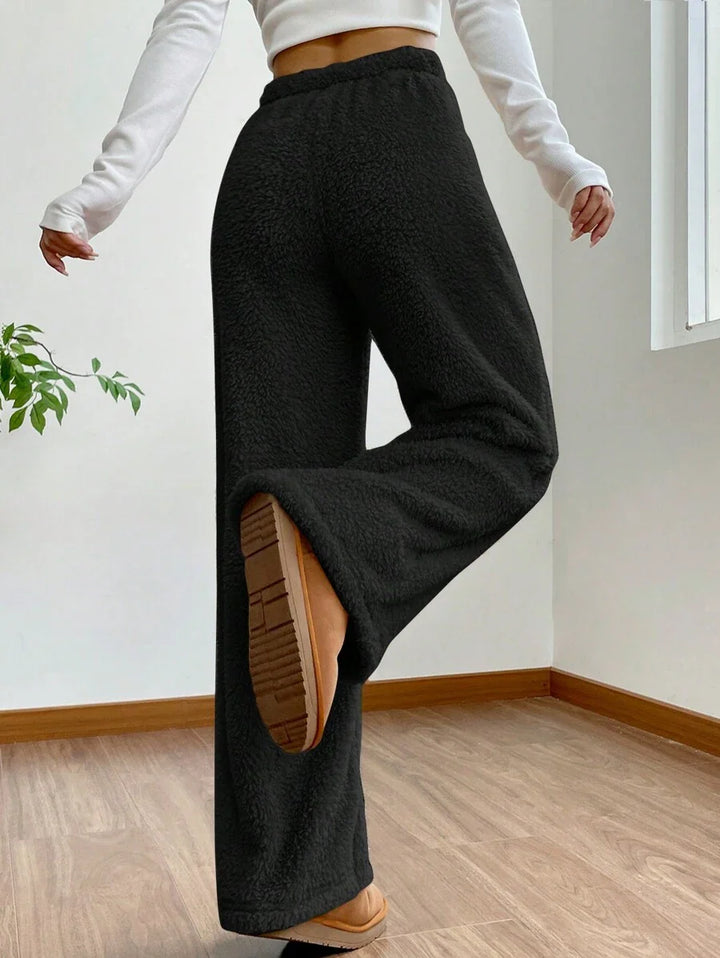 Lysara | Relaxed-Fit Snuggle Pants