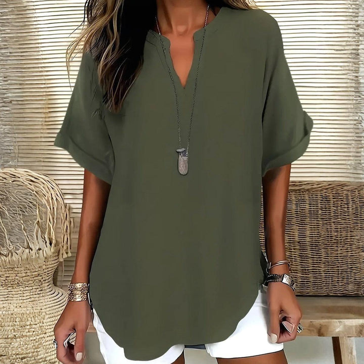 Maya | Special V-Neck Short Sleeve Top