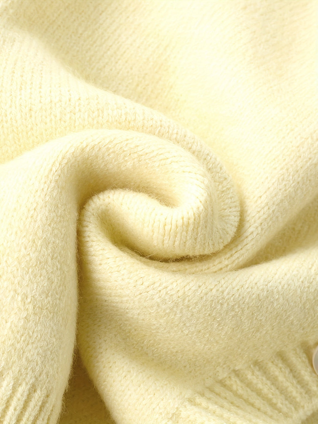 Ipo | Cosy Hooded Sweater