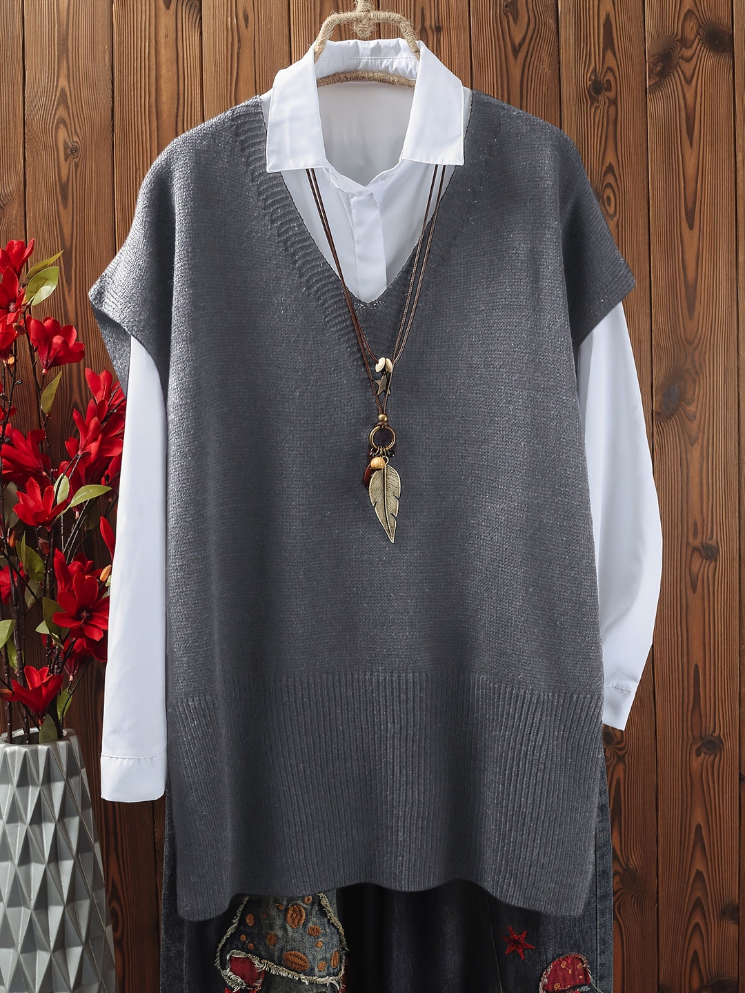 Naeva | Soft Knit V-Neck Vest