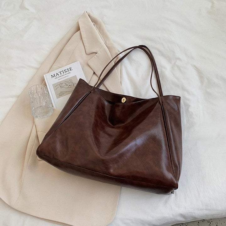 Amara | Retro Leather Bag
