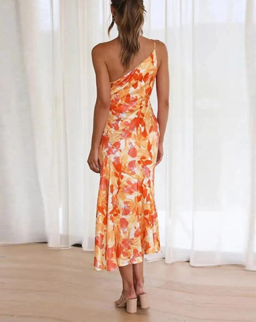 Malaika | Elegant Asymmetric Floral Maxi Dress