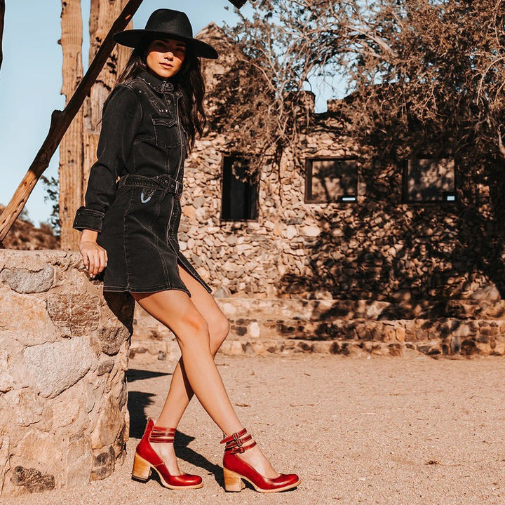 Anya | Timeless Heel Pumps
