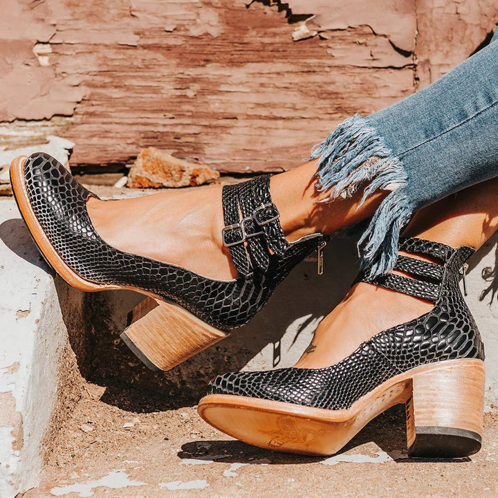 Anya | Timeless Heel Pumps